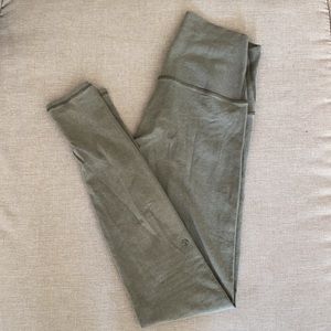 Green Wunder Under Leggings
